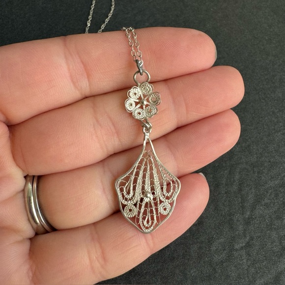 Vintage Filigree Sterling Silver Necklace Art Nouveau Style Pendant Lacemade - Picture 2 of 10